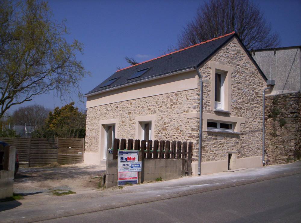 maison sur route renovee